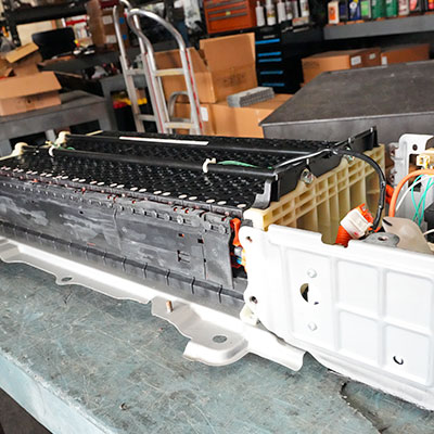 image of hybrid car battery